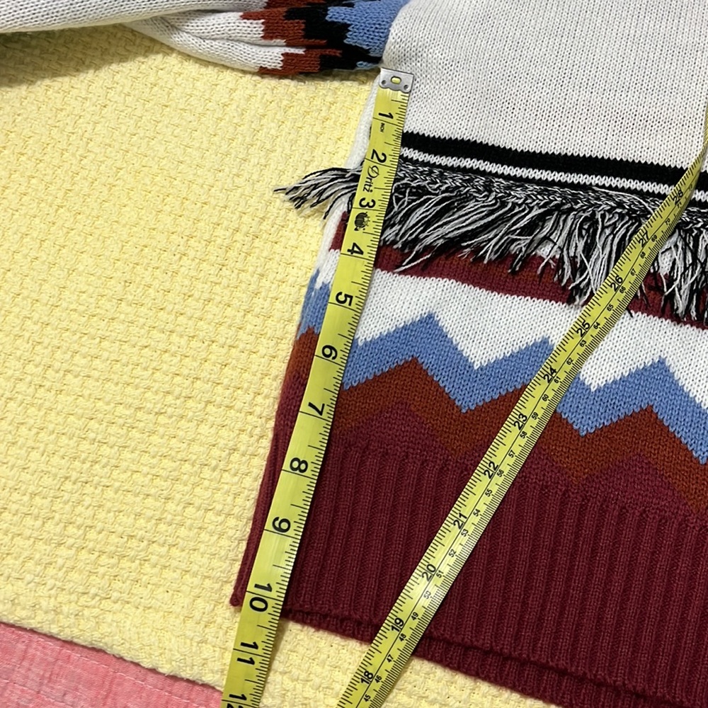 Chelsea and violet Tribal print sweater - Picture 10 of 10